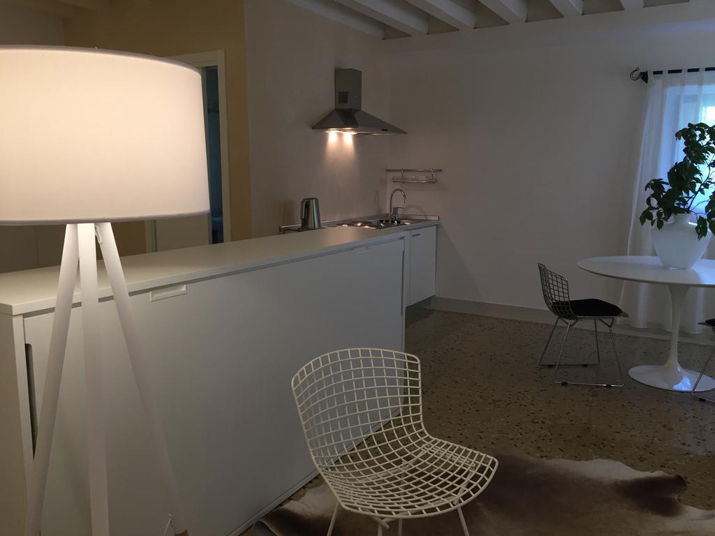 Ca'Bert Villa Dei Glicini Castelnuovo del Garda Buitenkant foto