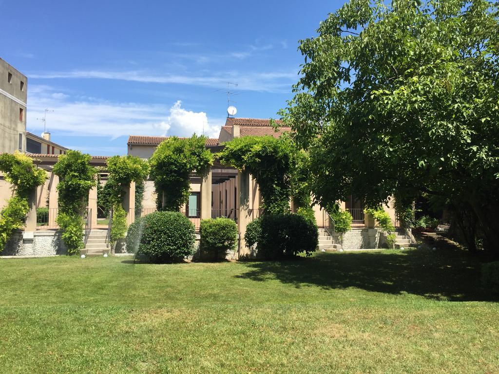 Ca'Bert Villa Dei Glicini Castelnuovo del Garda Buitenkant foto