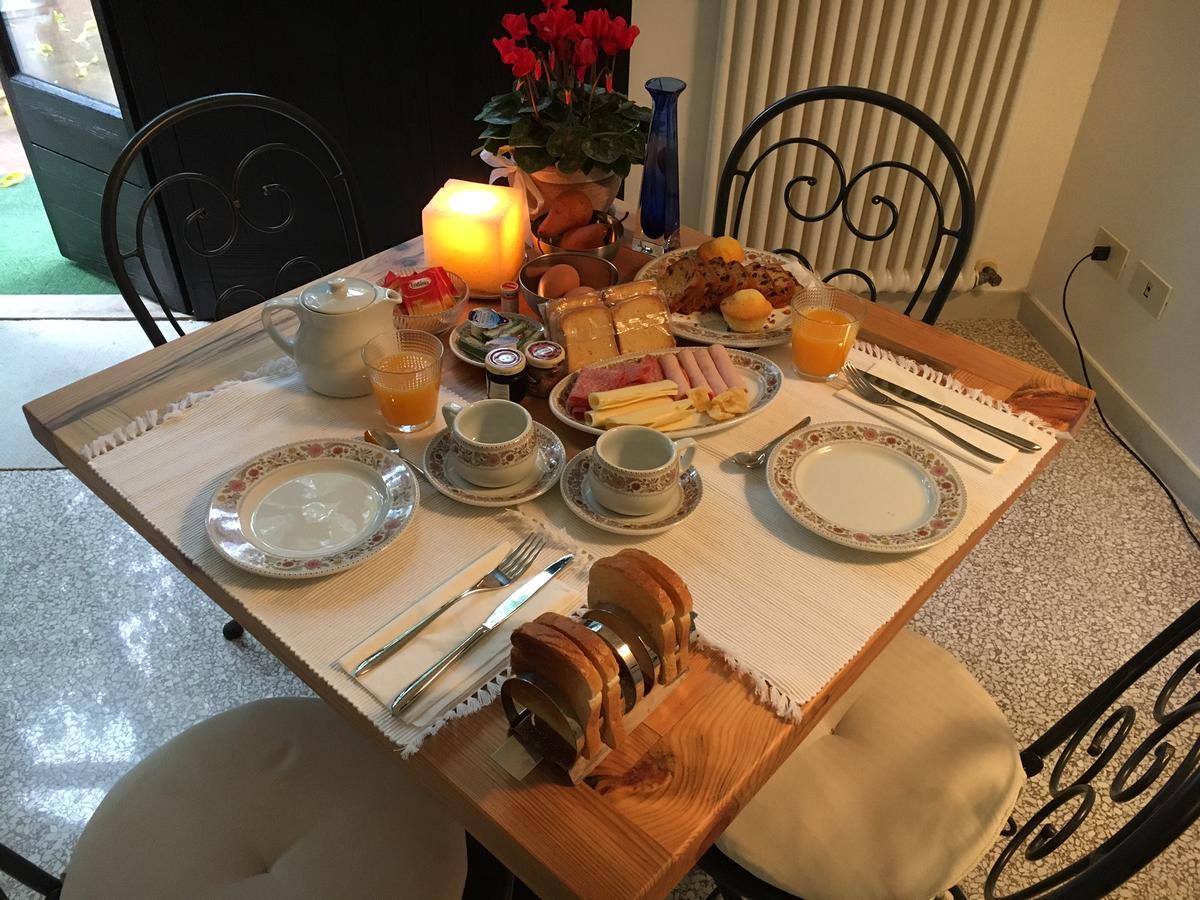 Ca'Bert Villa Dei Glicini Castelnuovo del Garda Buitenkant foto